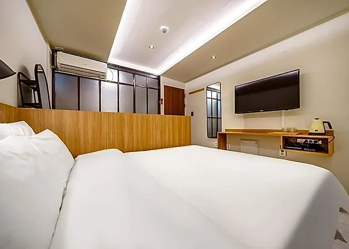 Hotel Less Seoul