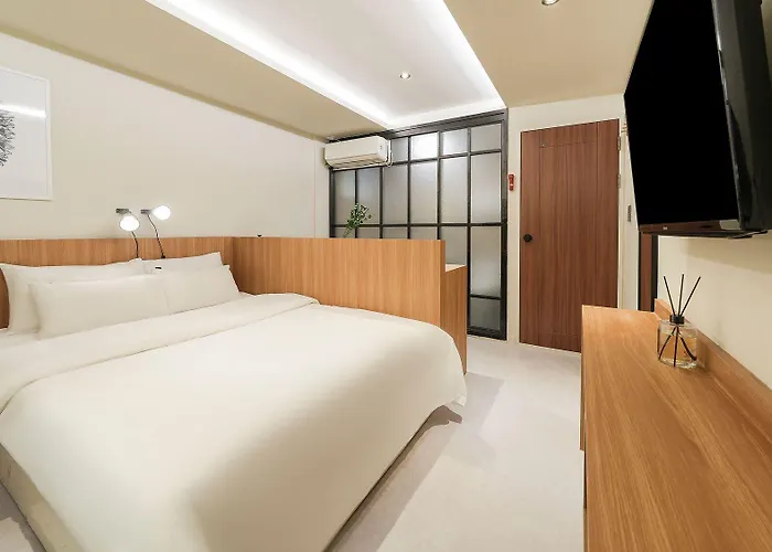 Hotel Less Seul